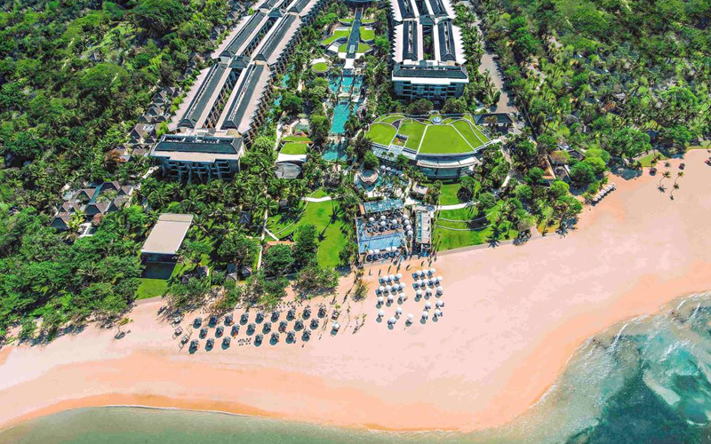 New Australia with Bali - Perth Pink Lake Pinnacles